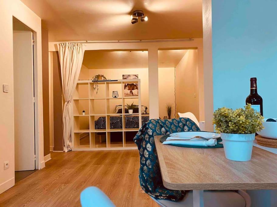 Appartement Cosy Au Calme A 20 Min De Paris Villejuif Kültér fotó